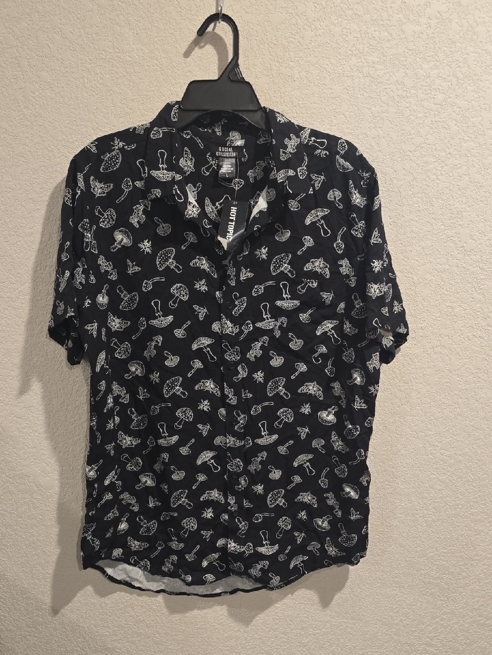 NWT Social Collision Mushroom & Insect Button Down